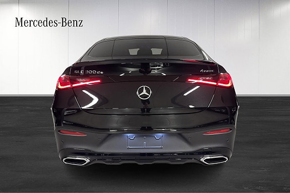 Mercedes-Benz GLC300 de 19 of 20