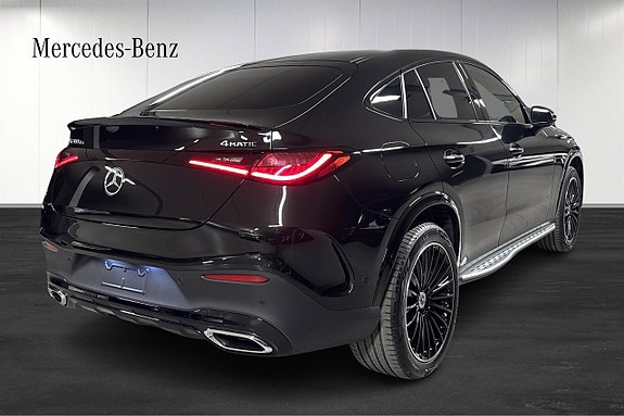 Mercedes-Benz GLC300 de 4 of 5
