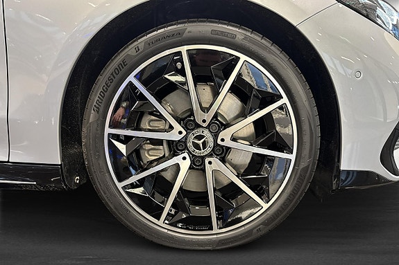 Mercedes-Benz CLA250+ 5 of 19