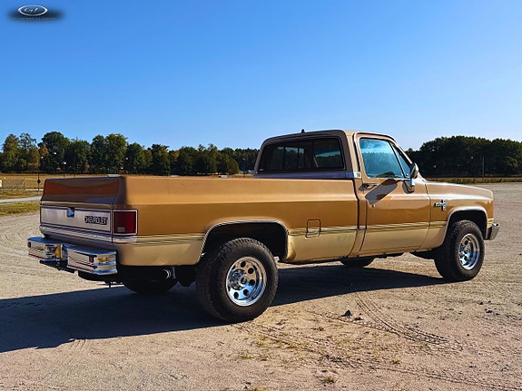 Chevrolet Silverado C30 Square Body 5 of 25