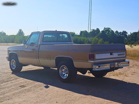 Chevrolet Silverado C30 Square Body 3 of 25