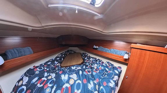 Dufour 325 Grand Large 2008 11 of 12