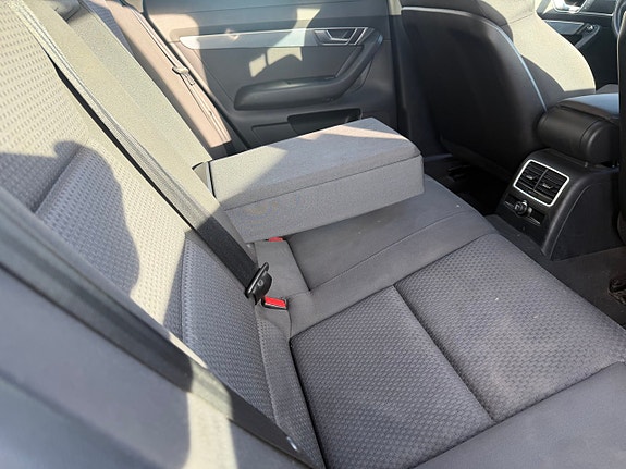 Audi A6 14 of 16