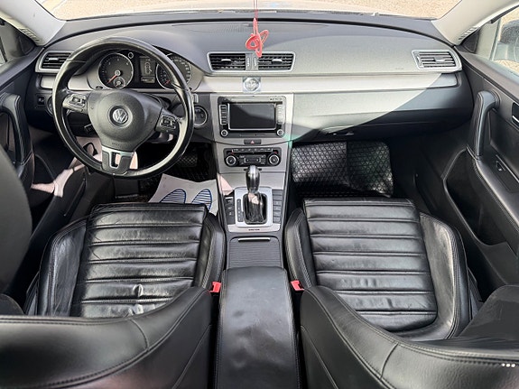 Volkswagen Passat 11 of 22
