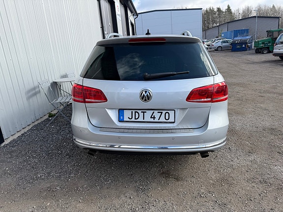 Volkswagen Passat 6 of 19