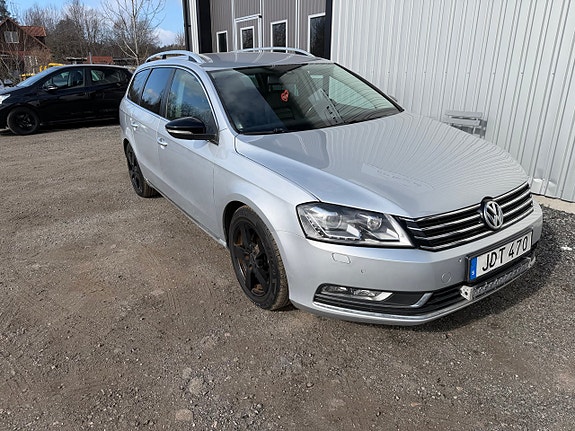 Volkswagen Passat 7 of 19