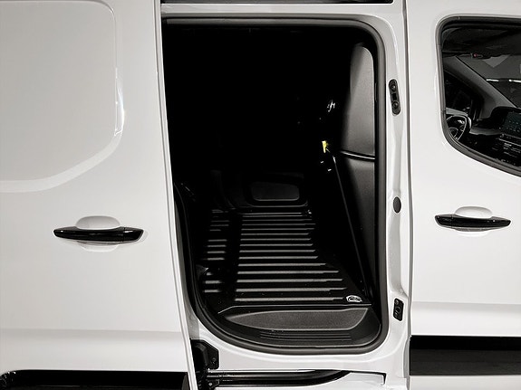 Peugeot Partner 6 of 8