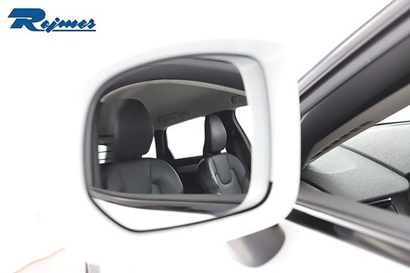 Volvo V90 Cross Country 15 of 27