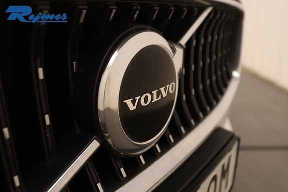 Volvo V90 Cross Country 19 of 27