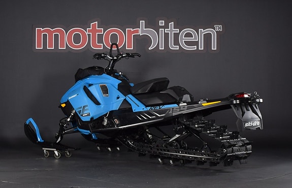 Ski-Doo SUMMIT SP 154" 850 E-Tec 3 of 5