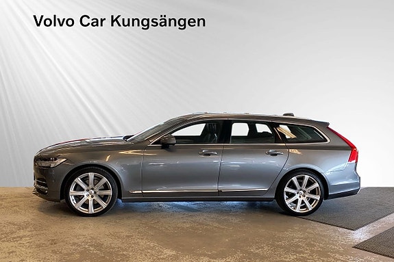 Volvo V90 3 of 5