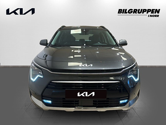 Kia Niro 2 of 5
