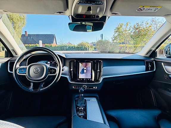 Volvo V90 11 of 18