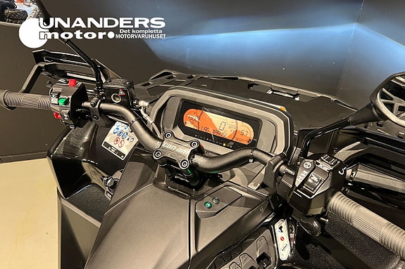 Can-Am Outlander Max 6X6 Backcountry 1000R 30" DÄCK & SHOWA dämpare 7 of 10