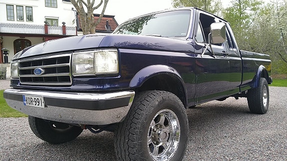 Ford F-250 7 of 9