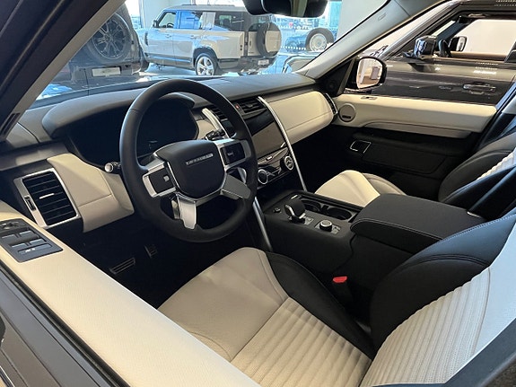 Land Rover Discovery 5 of 5