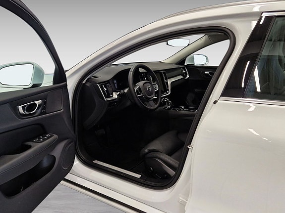 Volvo V60 13 of 16