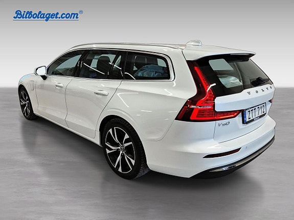 Volvo V60 4 of 5