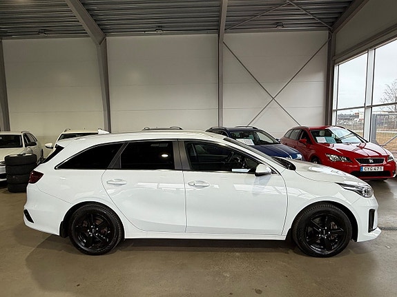 Kia Ceed 10 of 24