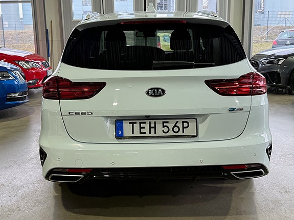 Kia Ceed 12 of 24