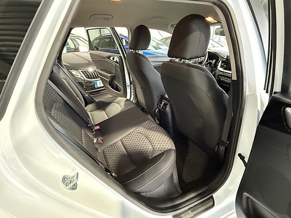 Kia Ceed 16 of 24