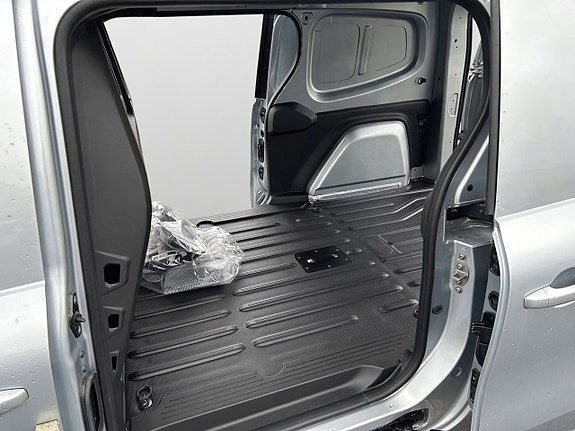 Nissan Townstar 15 of 15