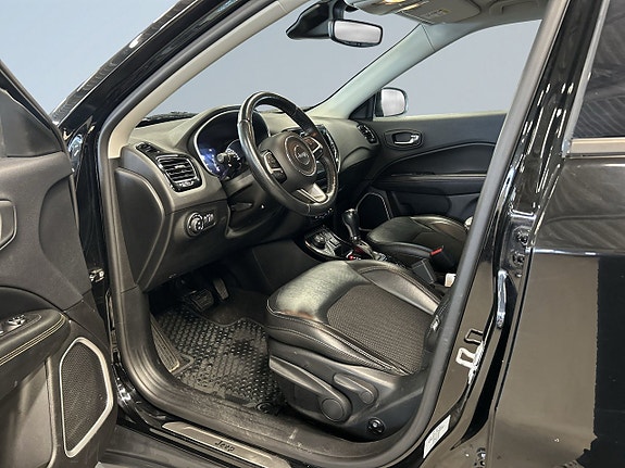 Jeep Compass 7 of 21