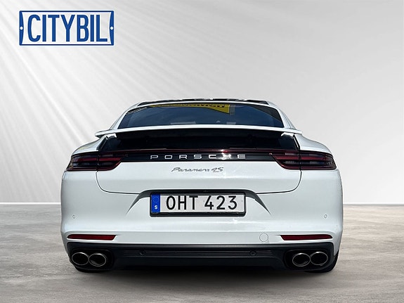 Porsche Panamera 4S 4 of 30
