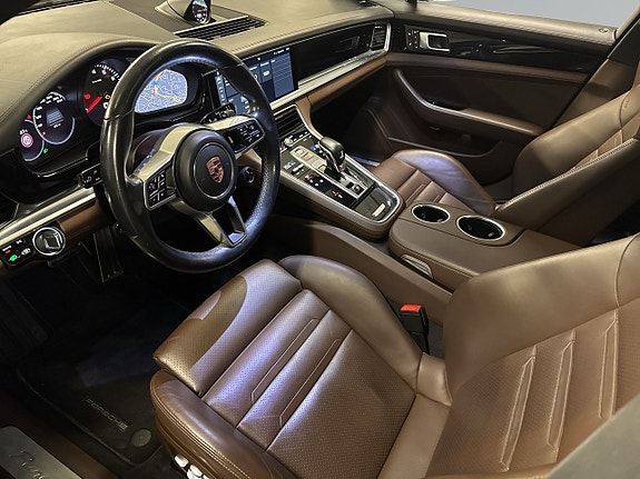 Porsche Panamera 4S 7 of 30