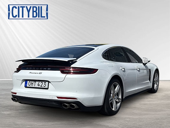Porsche Panamera 4S 5 of 30