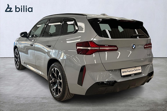 BMW X3 2 of 18