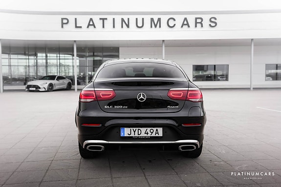 Mercedes-Benz GLC300 de 4 of 5