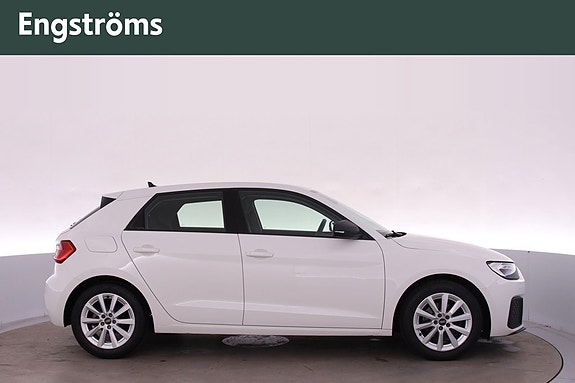 Audi A1 2 of 5