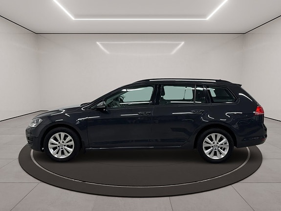 Volkswagen Golf VII 5 of 24