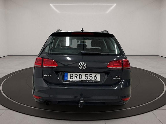 Volkswagen Golf VII 10 of 24