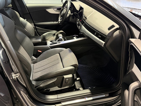 Audi A4 13 of 27