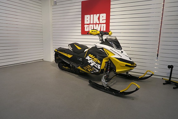 Ski-Doo MXZ 600 E-tec