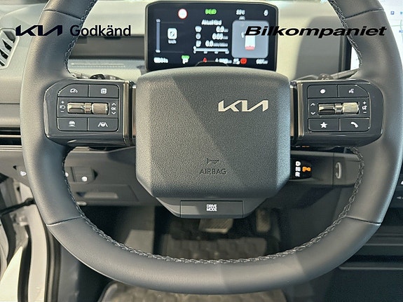 Kia PV5 12 of 17