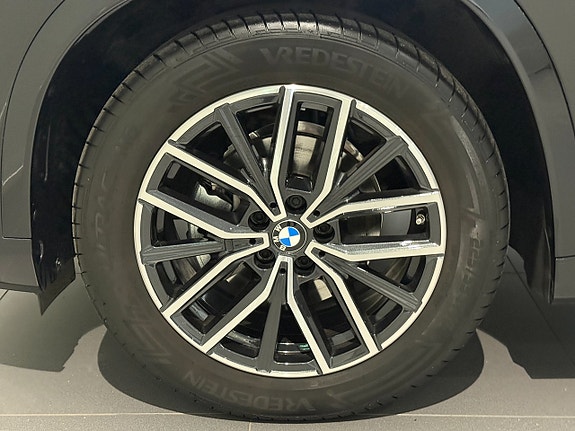 BMW X1 5 of 5