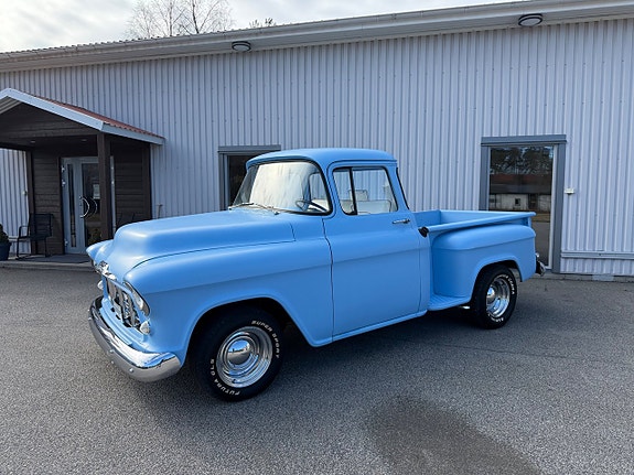 Chevrolet 3100 2 of 5
