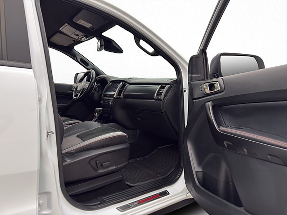 Ford Ranger Raptor 30 of 30