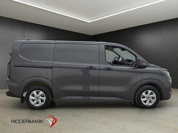 Ford Transit Custom 2 of 5