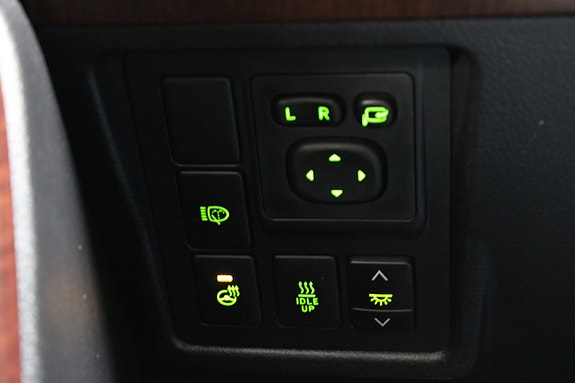 Toyota Land Cruiser 16 of 18
