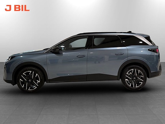Peugeot 5008 2 of 5