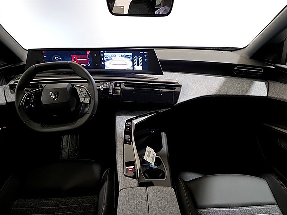 Peugeot 5008 3 of 5