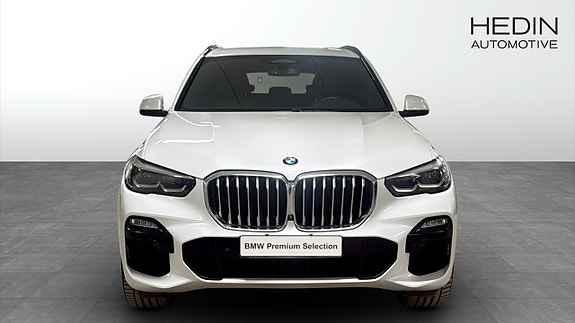 BMW X5 8 of 12