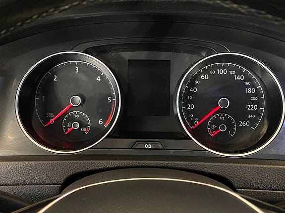 Volkswagen Golf Alltrack 15 of 30