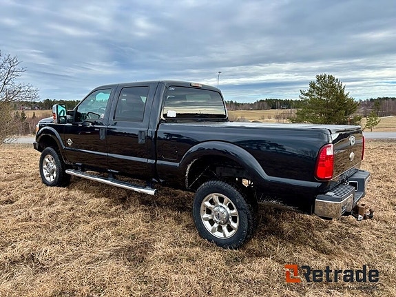 Ford F-250 5 of 5
