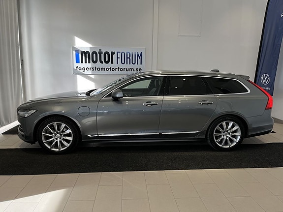 Volvo V90 2 of 5