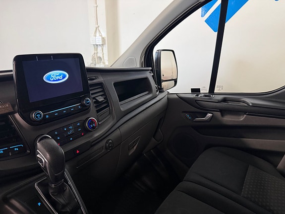 Ford Transit Custom 14 of 18